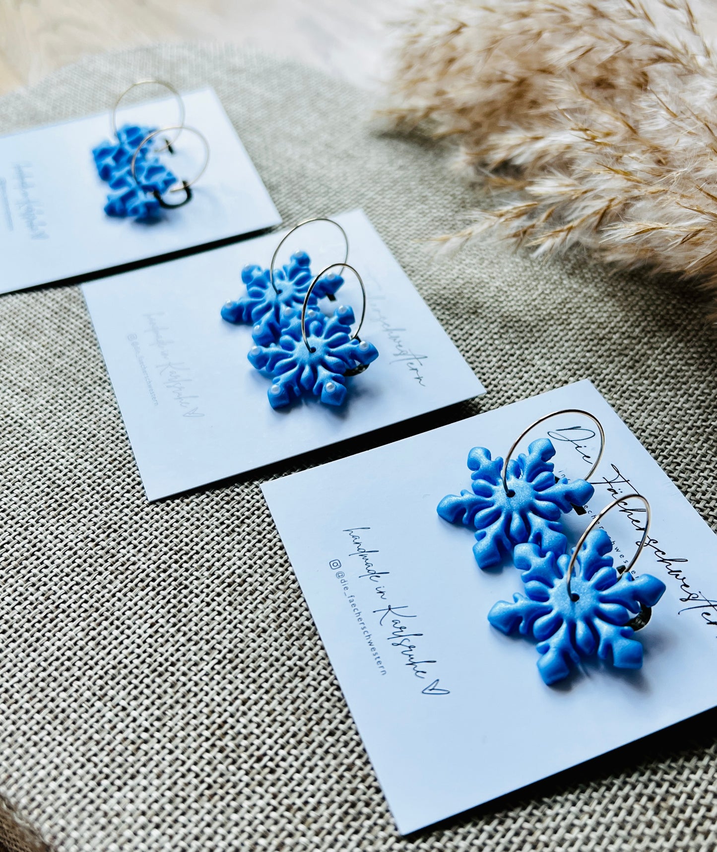 xmas 2025 | kleine Schneeflocke | Eisblau