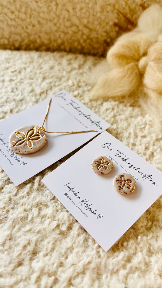 Sand & Sea 🐚 | Bundle Halskette & Stecker „Sanddollar“