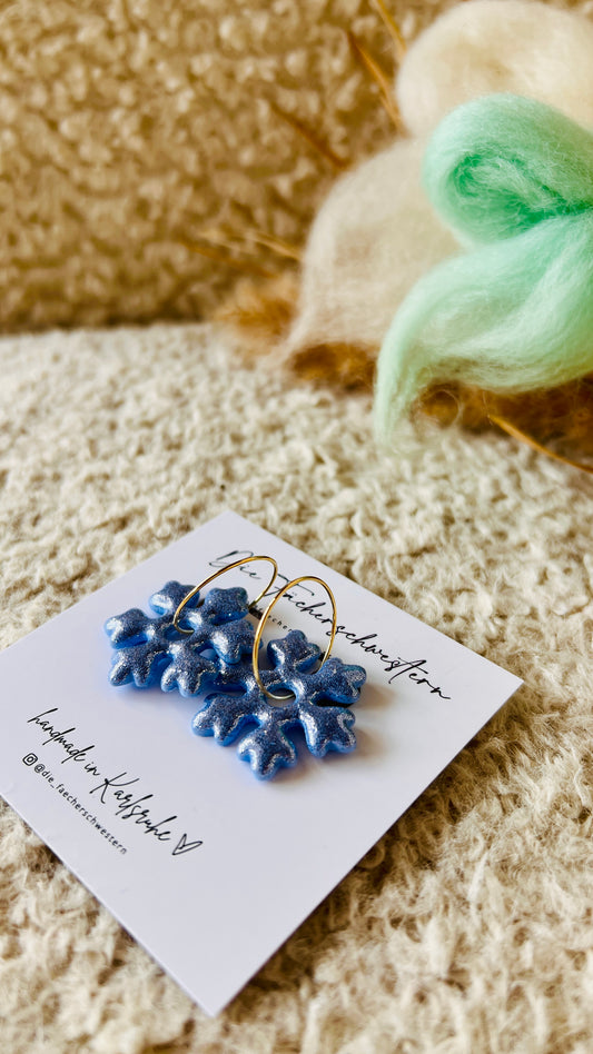 Holiday Season 🎄 | Schneeflocken-Creole eisblau