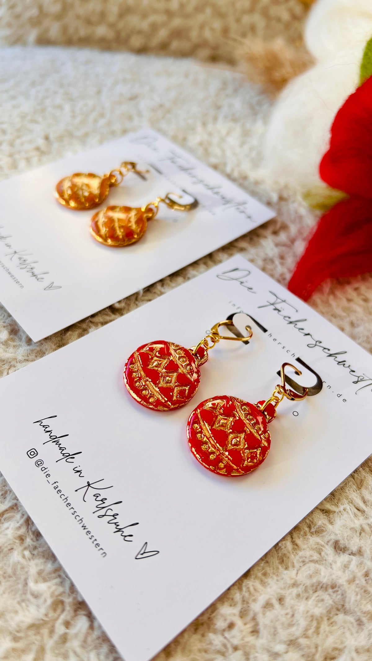Holiday Season 🎄 | Christbaumkugel Ohrhänger (rot & orange)