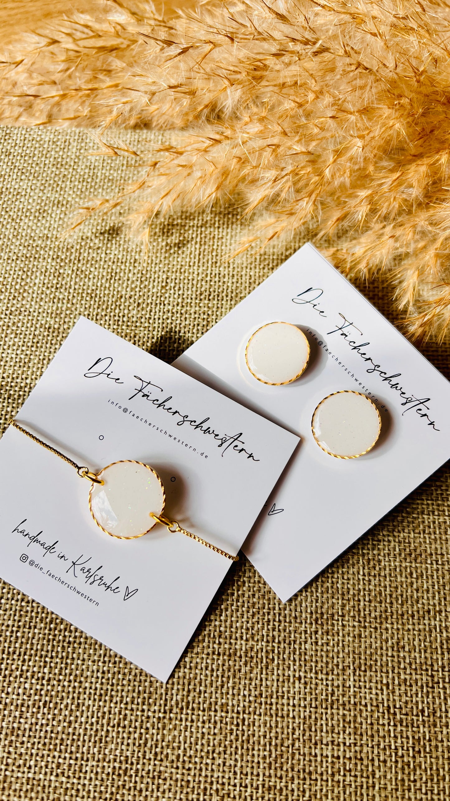xmas 2025 | Set Armband und Ohrstecker -weiß/glitzer mit Goldrand