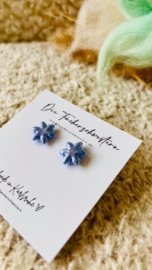 Holiday Season 🎄 | Schneeflocken- Ohrstecker eisblau