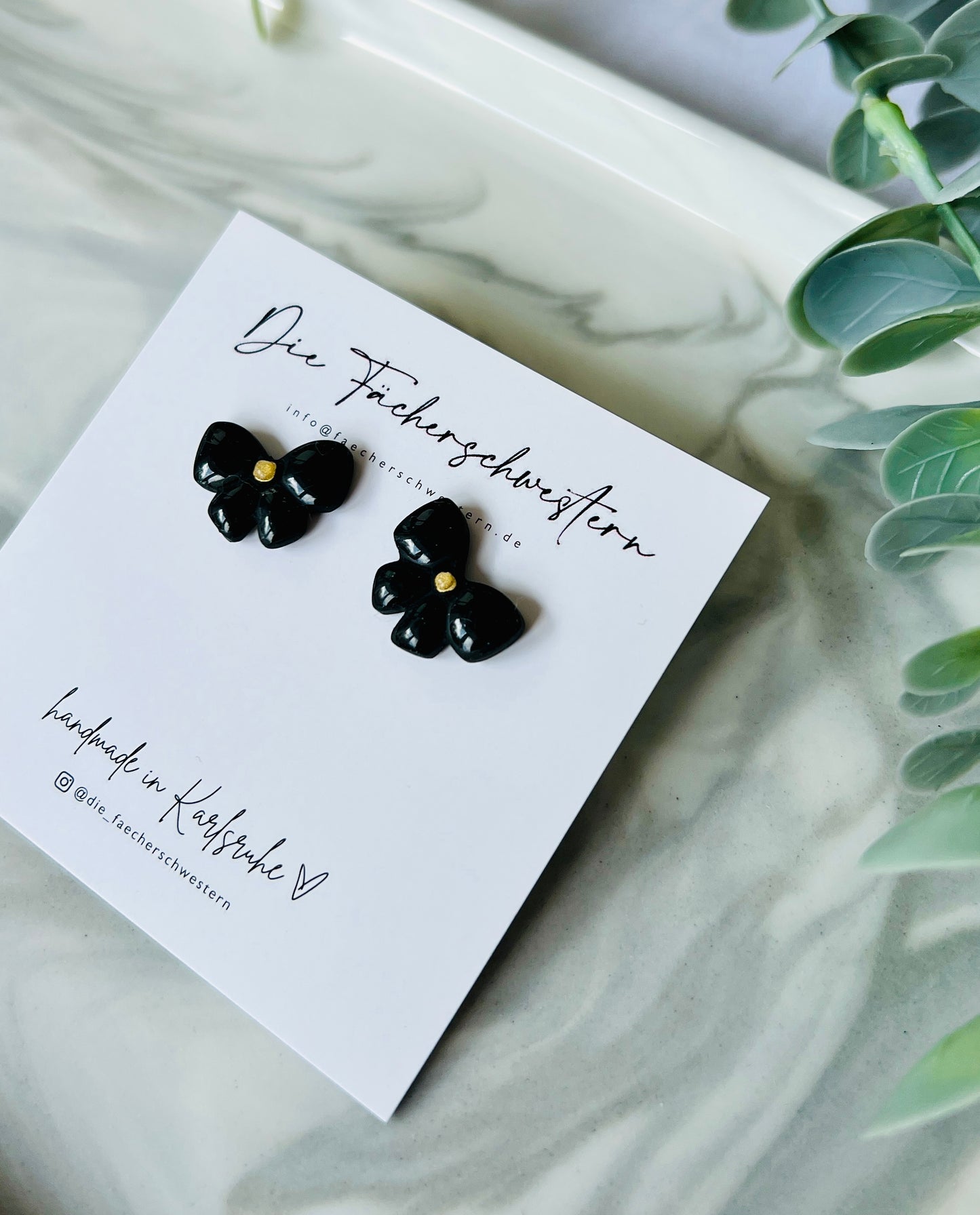 Black & Gold Collection | No. 9