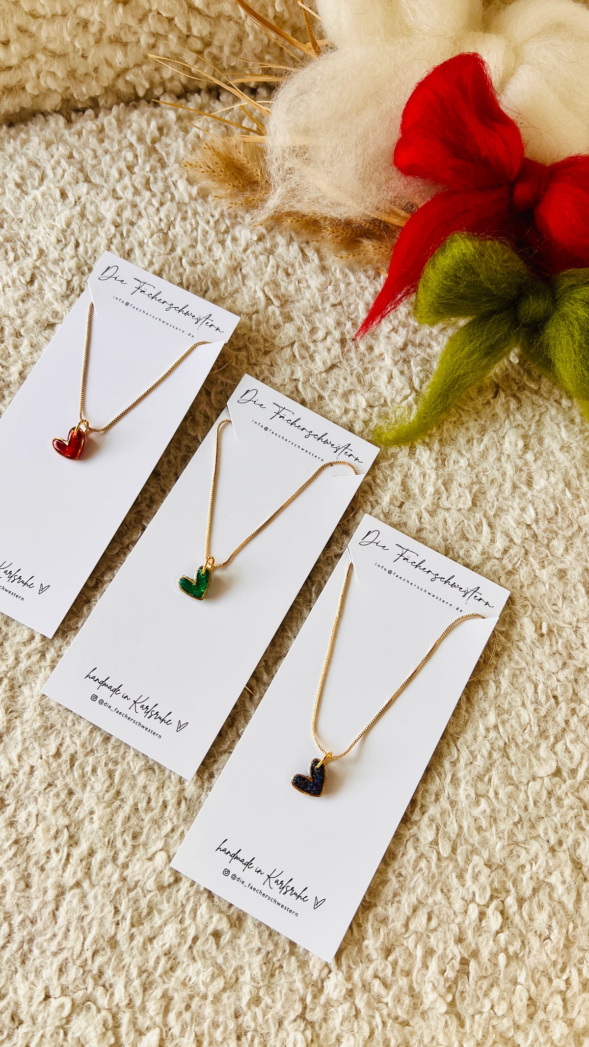 Holiday Season 🎄 | Glitzer Herzchen Halskette