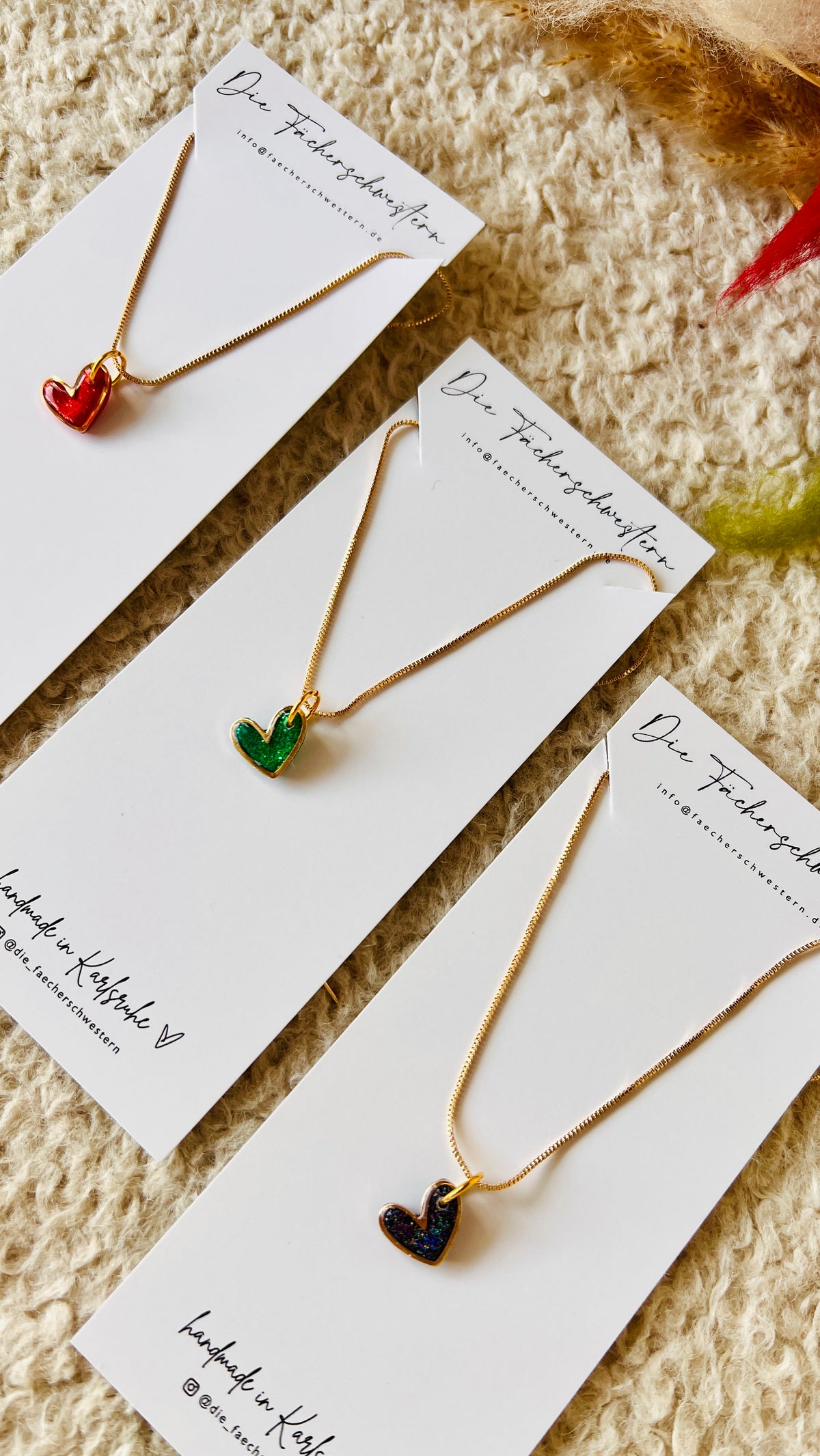Holiday Season 🎄 | Glitzer Herzchen Halskette