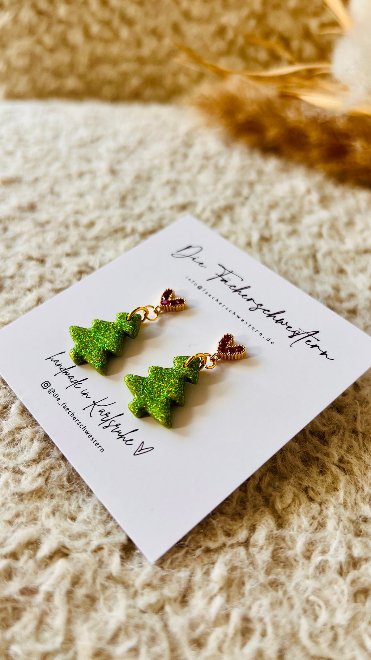 Holiday Season 🎄| Tannenbaum mit Herzzirkonia