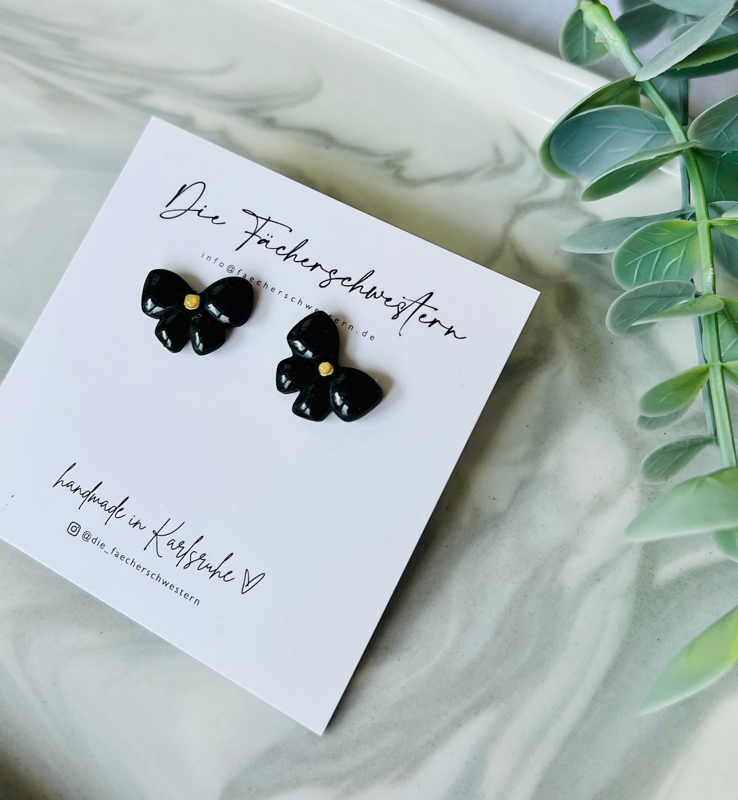 Black & Gold Collection | No. 9