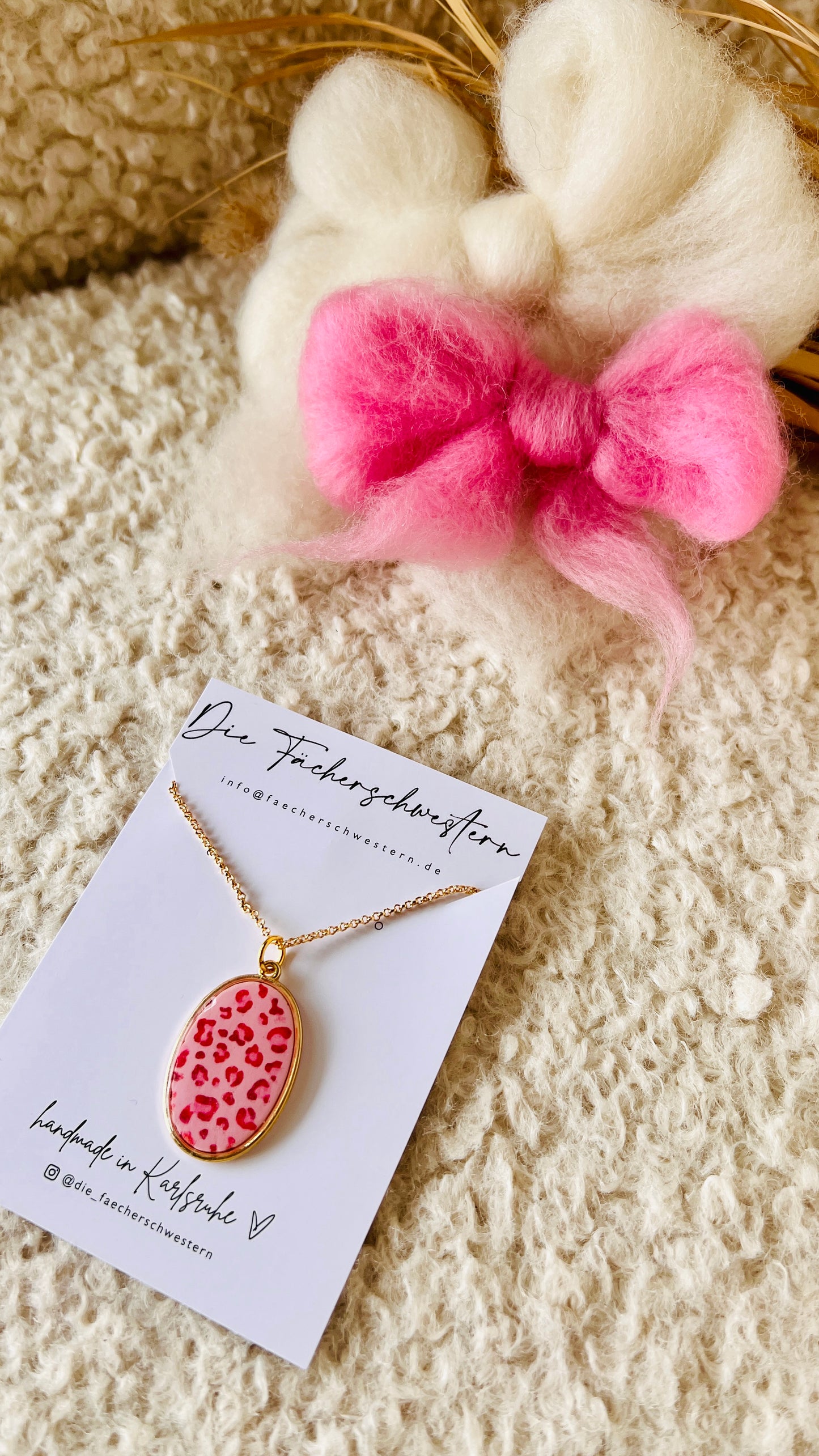 Leo Halskette rosa