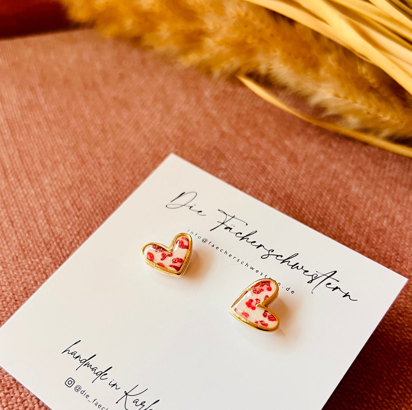 L.O.V.E. ❤️ | Herzchen Ohrstecker - Leoprint