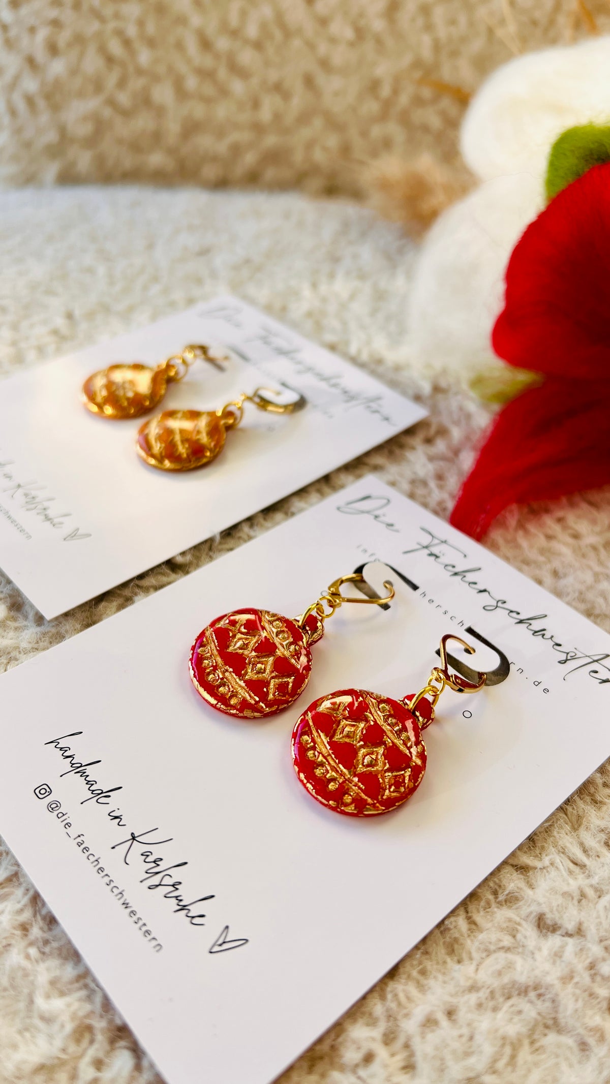 Holiday Season 🎄 | Christbaumkugel Ohrhänger (rot & orange)