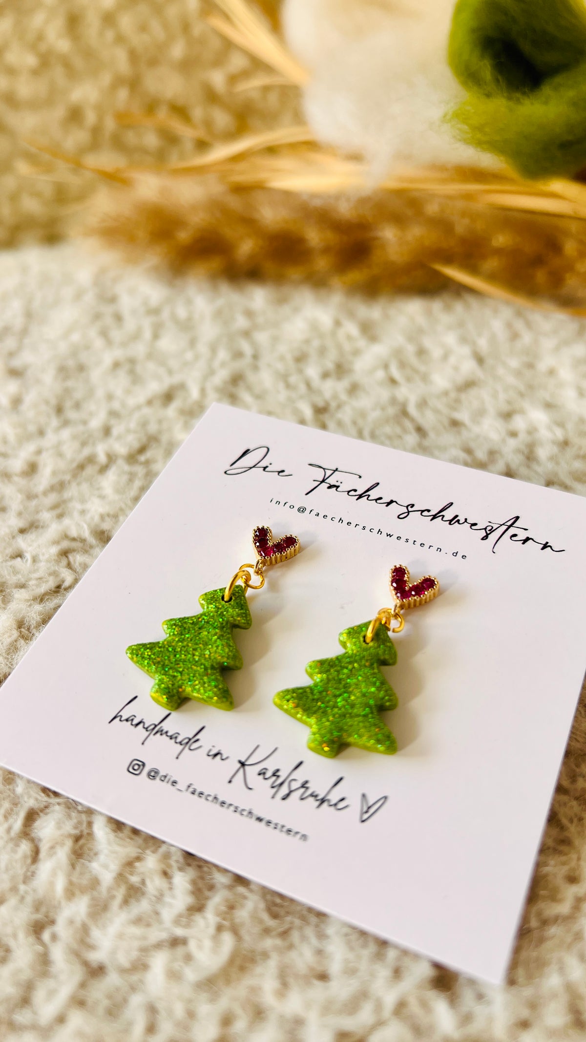 Holiday Season 🎄| Tannenbaum mit Herzzirkonia