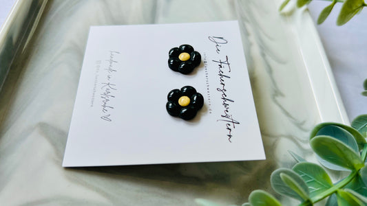 Black & Gold Collection | No. 8