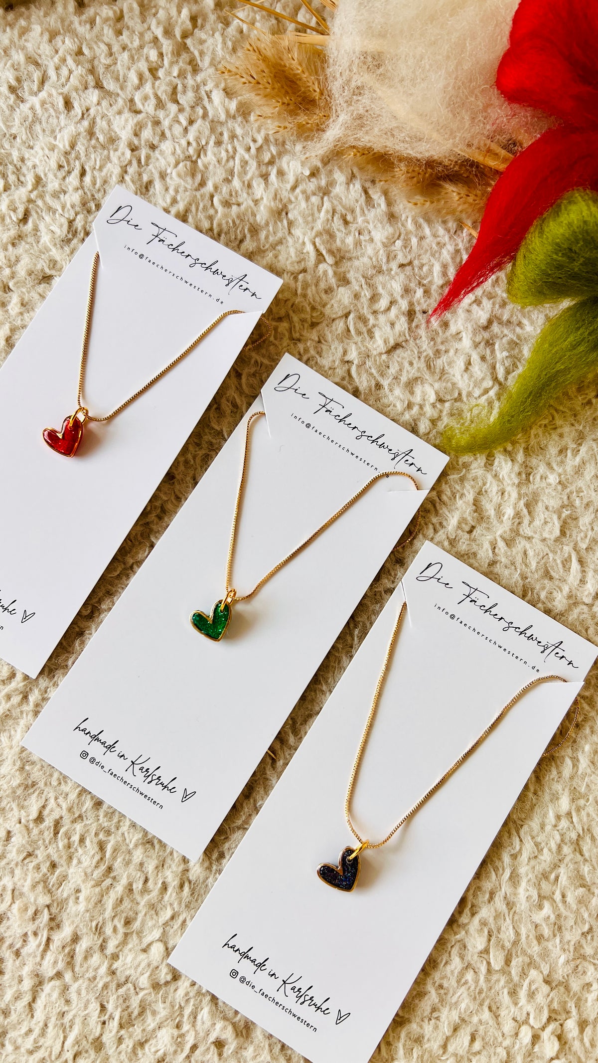 Holiday Season 🎄 | Glitzer Herzchen Halskette